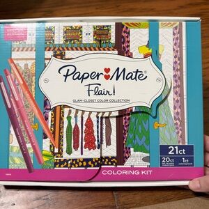 Flair Glam Closet Coloring Kit